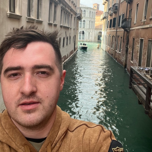 My Story... What Makes My World Go 'Round! - Picture 2 of 9